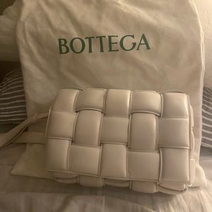 Bottega Chalk Cassette Leather Purse